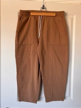 Free Assembly Women’s Sweatpants – Size Large – Tan/Camel – Excellent Condition